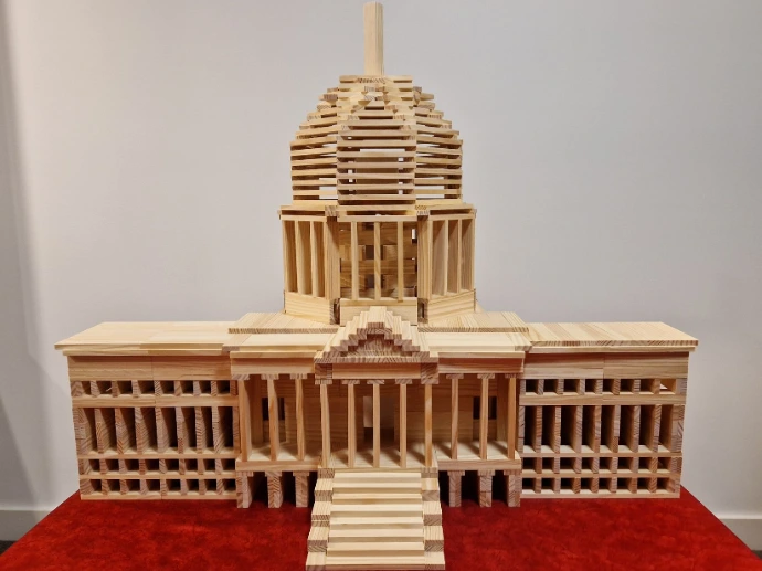 US Capitol building wooden replica in Kapla