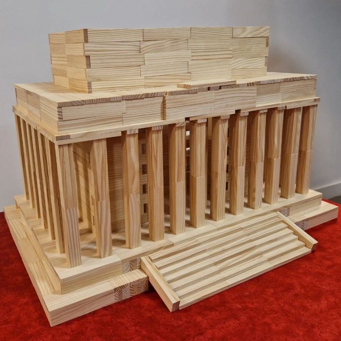 Lincoln Memorial wooden replica kapla planks