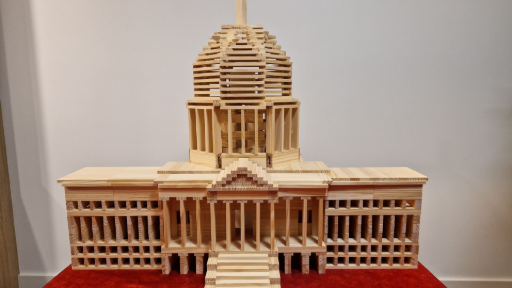 US Capitol building recreated with Kapla blocks