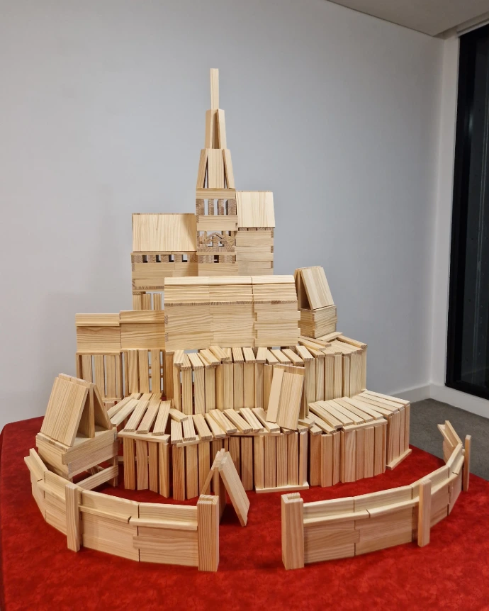 Mont-St-Michel-kapla-planks-model