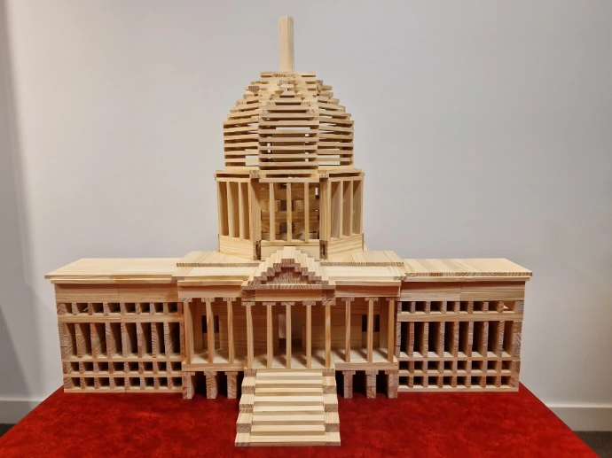 US-Capitol-kapla-planks-model