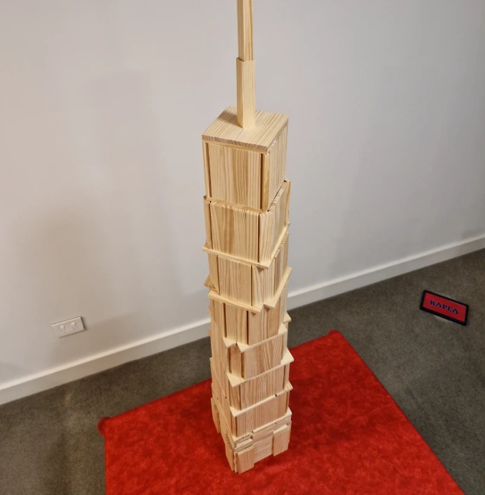 One-World-Trade-Center-kapla-planks-model