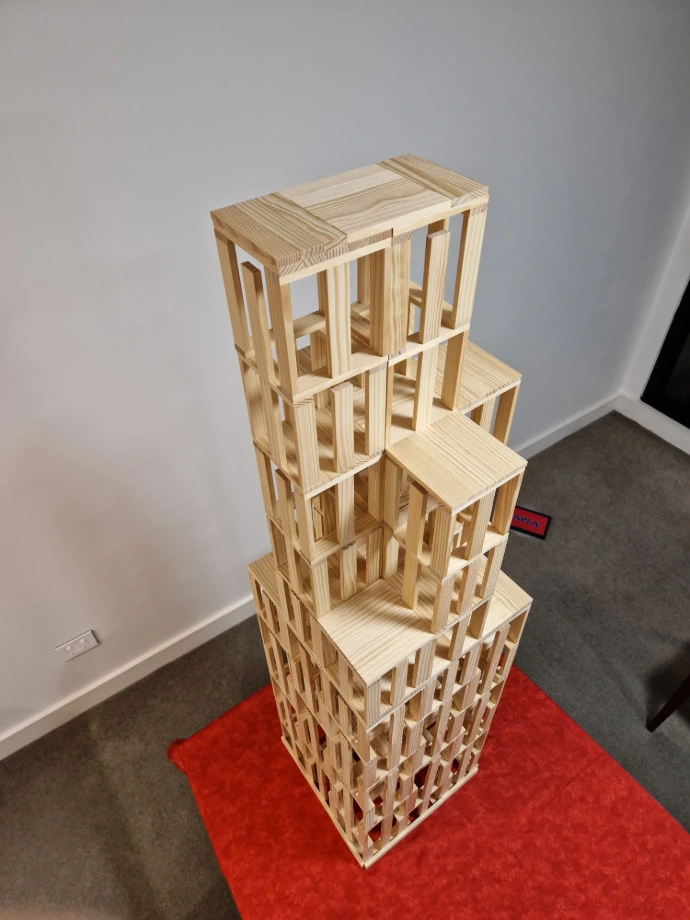 Willis-tower-kapla-planks-model