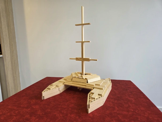 Catamaran-kapla-planks-model