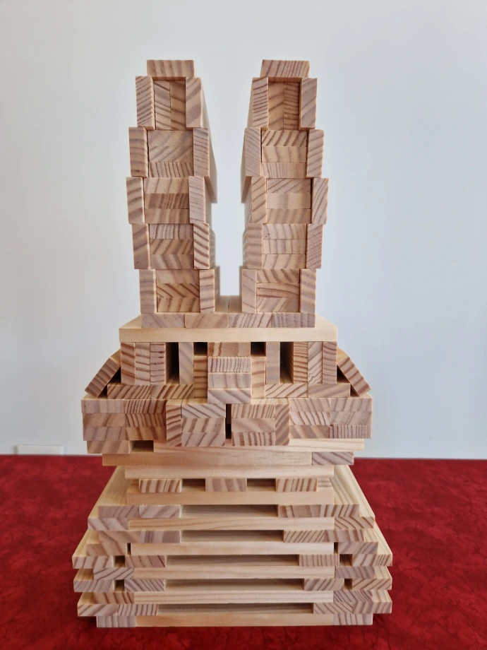 Kapla-bunny-kapla-planks-model