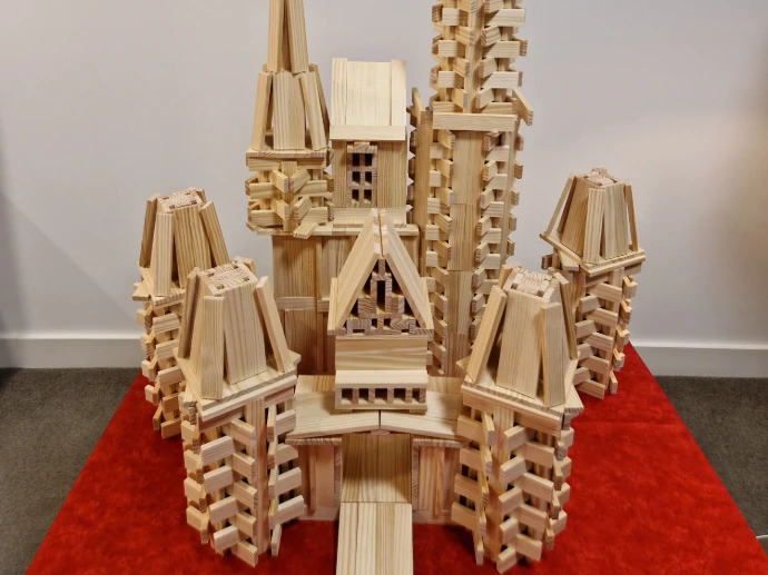 Disney-Castle-kapla-planks-model